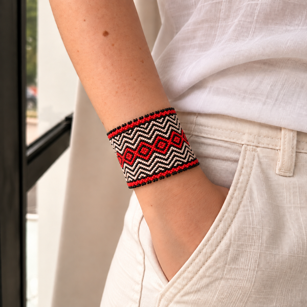 Pulseira Kamayurá – Arte Ancestral do Xingu
