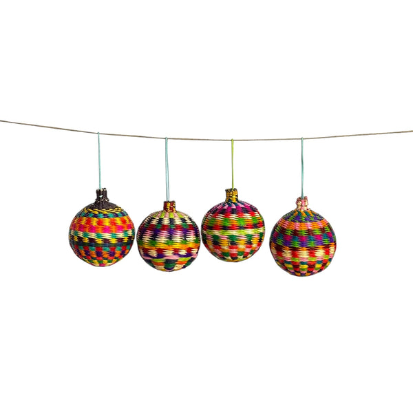 Conjunto: 4 Bolas Colombianas P