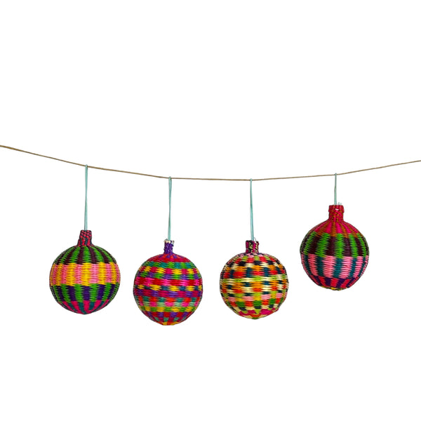 Conjunto: 4 Bolas Colombianas P