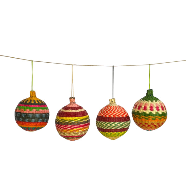 Conjunto: 4 Bolas Colombianas M