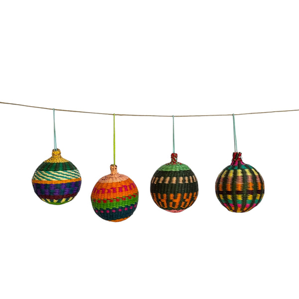 Conjunto: 4 Bolas Colombianas P