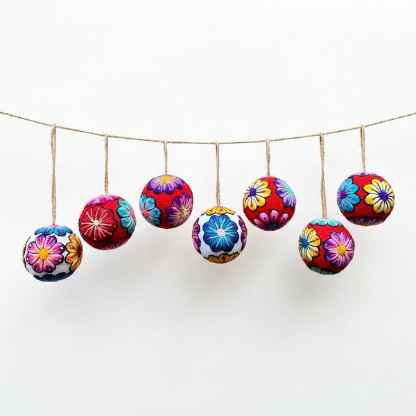 Bola de Natal Bordada de Ayacucho
