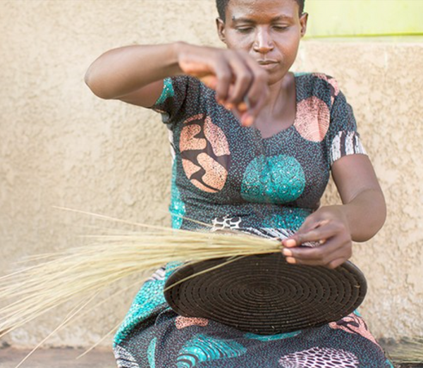 Cesta de Sisal Ruanda- Flor de Outono