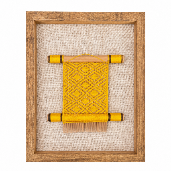 Pente Kamayurá – Arte Ancestral com Moldura