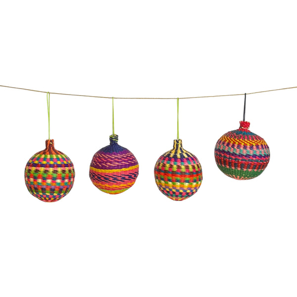 Conjunto: 4 Bolas Colombianas M