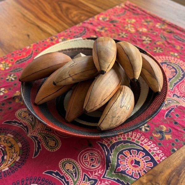 Frutas em Madeira - Penca de Banana 3