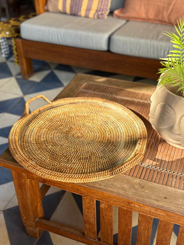 Bandeja Rattan Indiana com Vidro