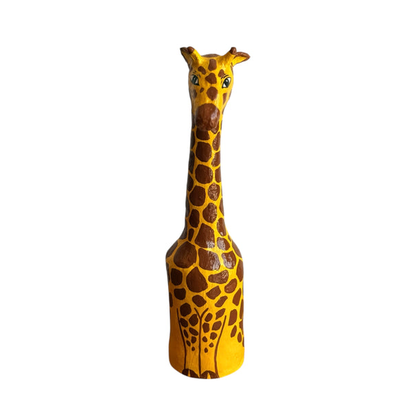 Escultura Girafa de Papel Machê