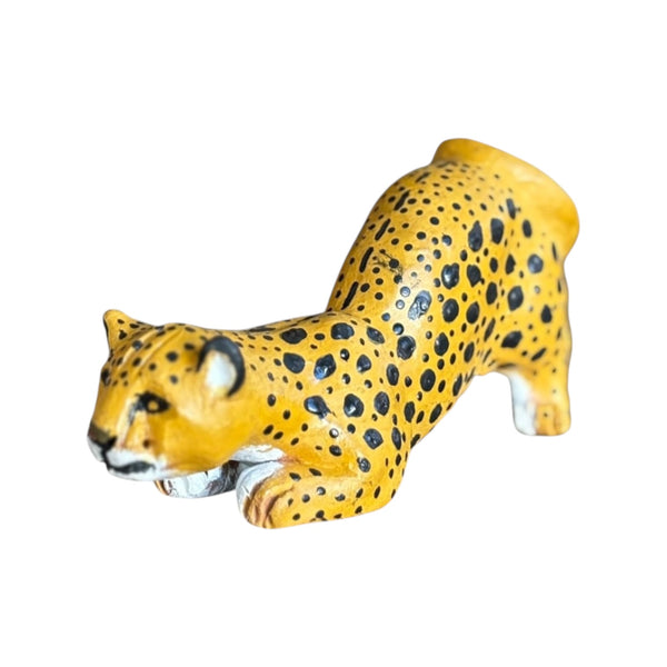 Escultura de Onça do Povo Terena