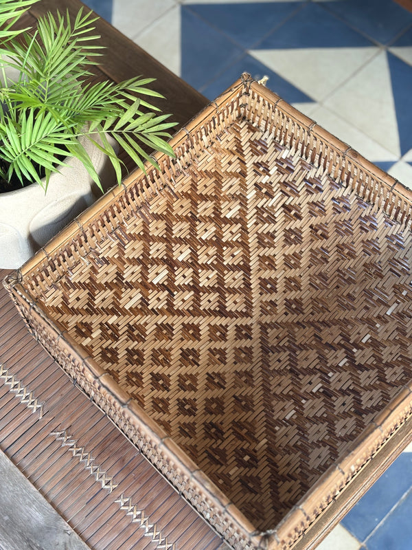 Cesta Quadrada do Povo Wajãpi