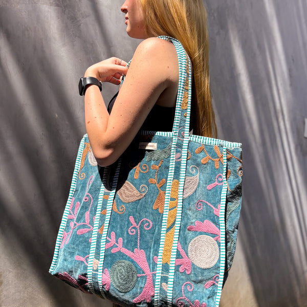 Bolsa Indiana Suzani Velvet - Dupla Face