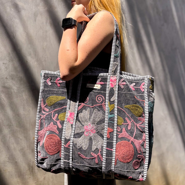 Bolsa Indiana Suzani Velvet - Dupla Face