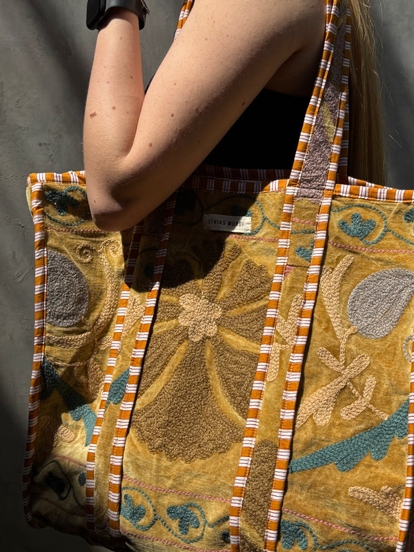 Bolsa Indiana Suzani Velvet - Dupla Face