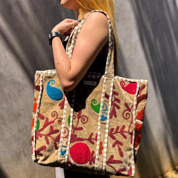 Bolsa Indiana Suzani Velvet - Dupla Face