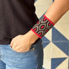 Pulseira Kamayurá – Arte Ancestral em Miçangas