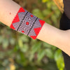 Pulseira Kamayurá – Arte Ancestral em Miçangas