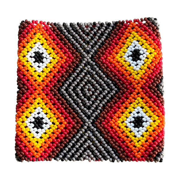 Pulseira Kamayurá – Arte Ancestral em Miçangas