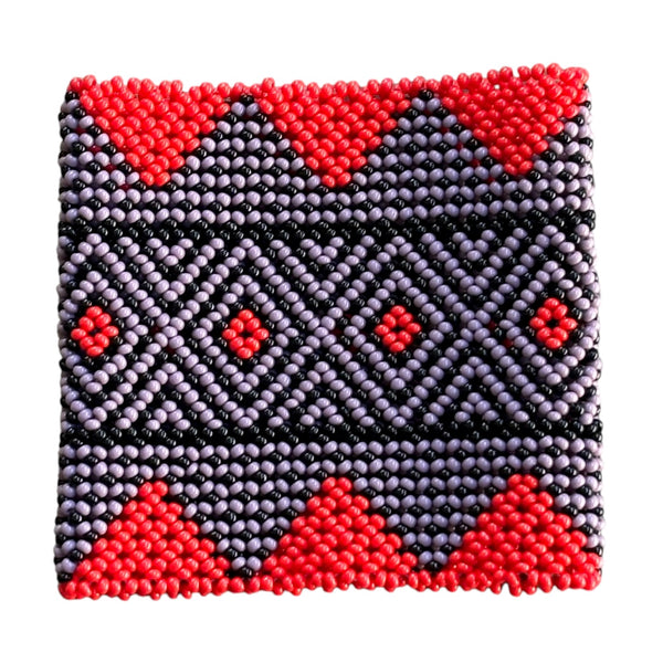 Pulseira Kamayurá – Arte Ancestral em Miçangas