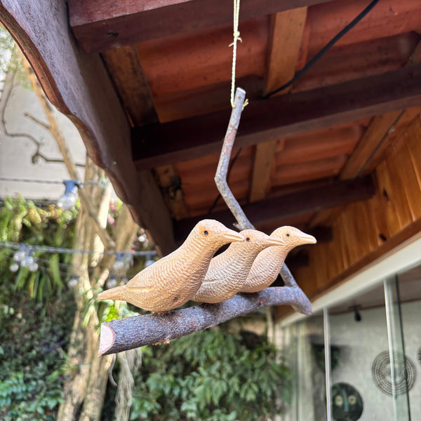 Mobile de Pássaros de Madeira