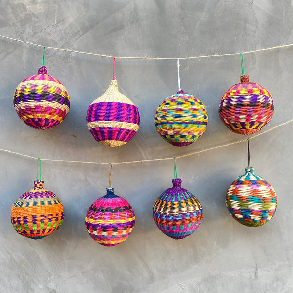 Conjunto: 8 Bolas Colombianas M