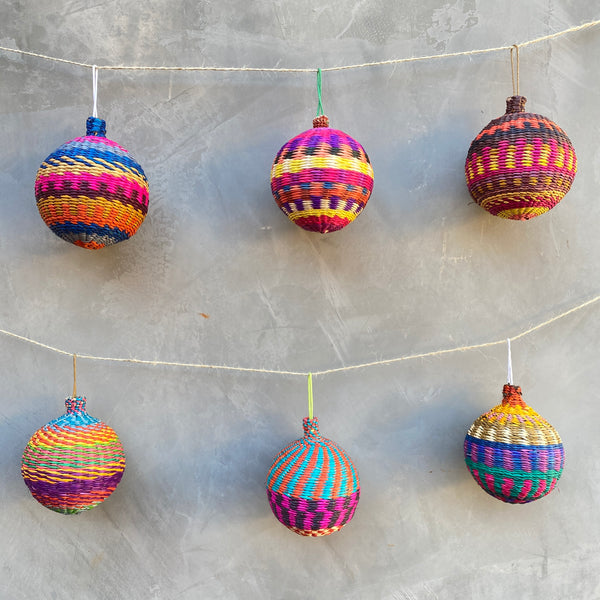 Conjunto: 6 Bolas Colombianas M