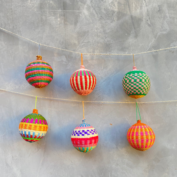 Conjunto: 6 Bolas Colombianas M