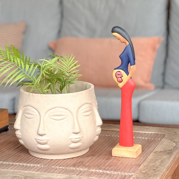 Escultura Mulher Grávida - Mestre Elias José