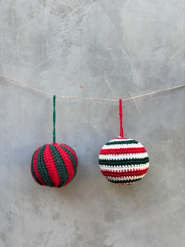 Conjunto 2 Bolas de Crochê M