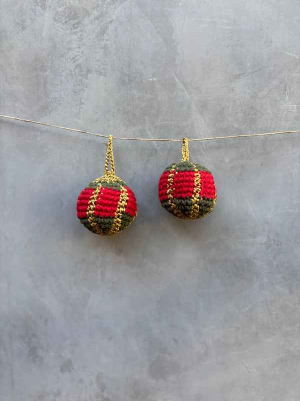 Conjunto 2 Bolas de Crochê PP