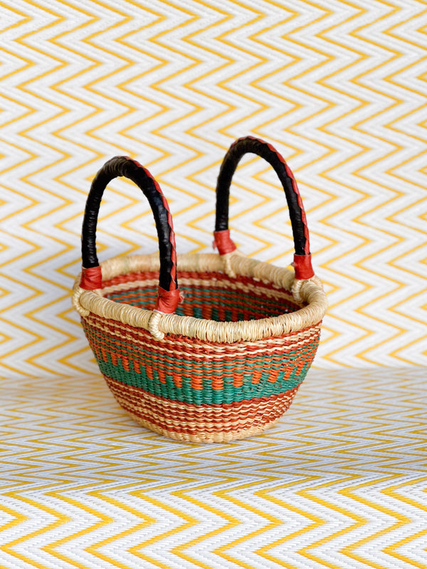 Shopper Oval de Bolgatanga P