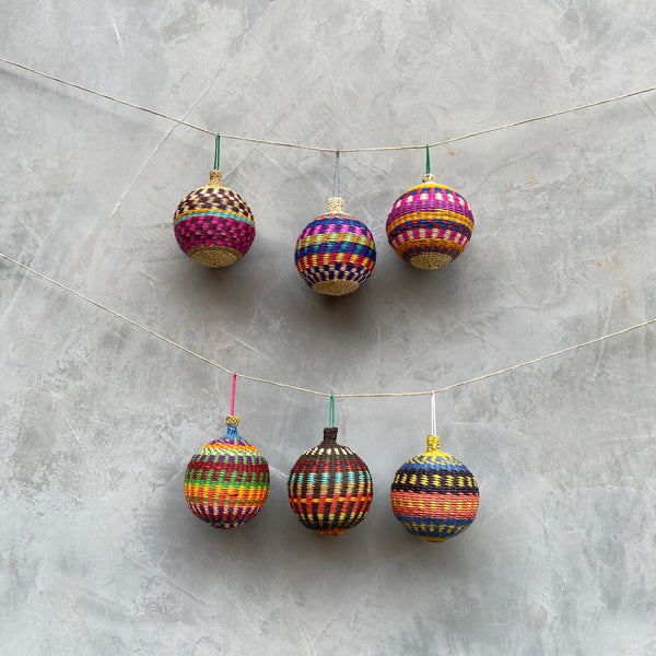 Conjunto: 6 Bolas Colombianas M