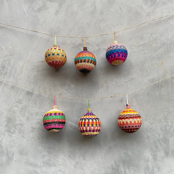 Conjunto: 6 Bolas Colombianas M