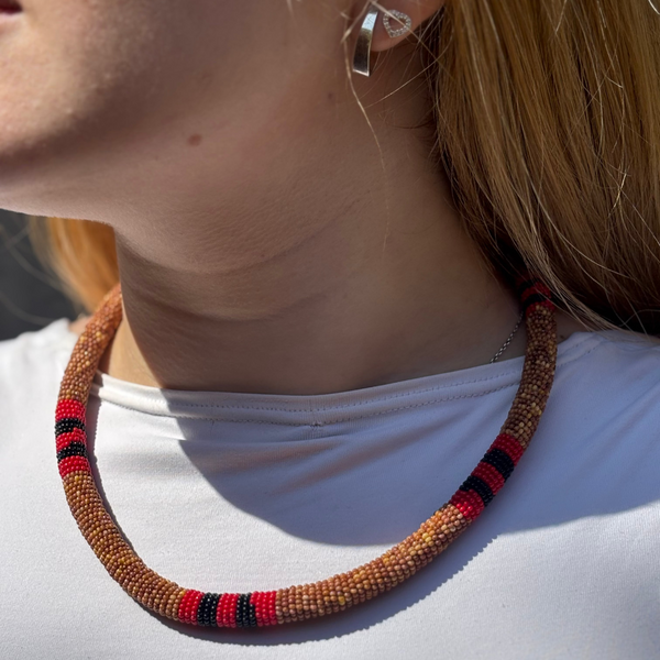 Colar Kamayurá – Arte Ancestral em Miçangas