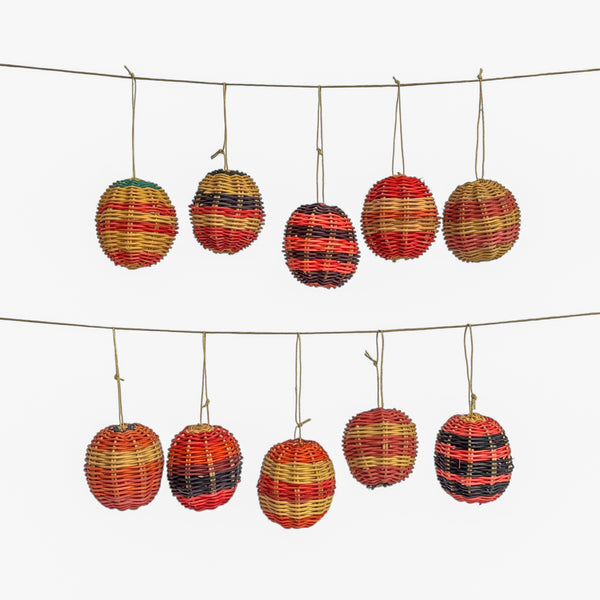 Conjunto de 10 Bolas de Natal Amazônicas