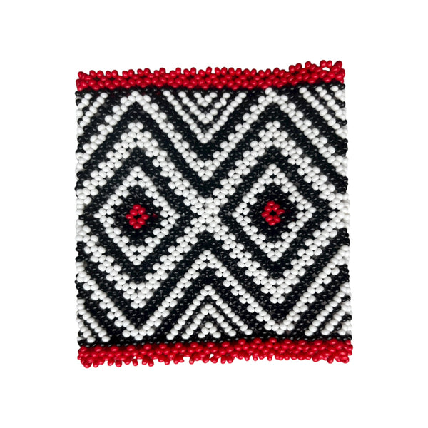 Pulseira Kamayurá – Arte Ancestral em Miçangas