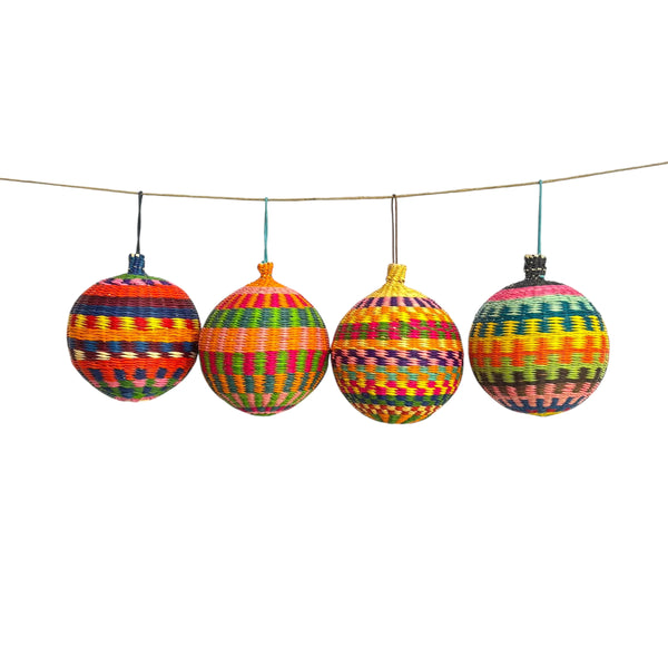 Conjunto: 4 Bolas Colombianas G