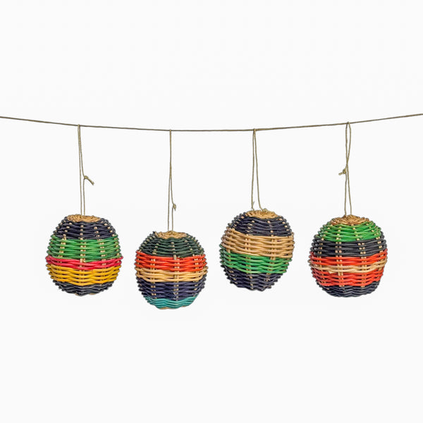 Conjunto de 4 Bolas de Natal Amazônicas