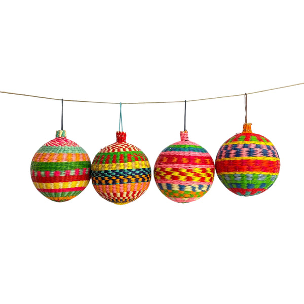 Conjunto: 4 Bolas Colombianas G