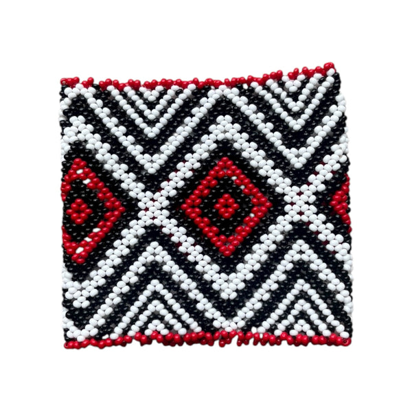 Pulseira Kamayurá – Arte Ancestral em Miçangas