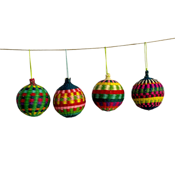 Conjunto: 4 Bolas Colombianas P