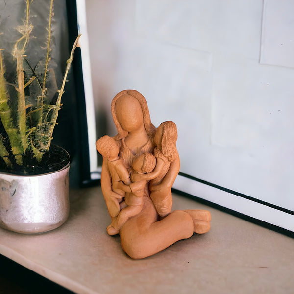 Mãe com dois filhos e uma filha - Nildo de Zezinho