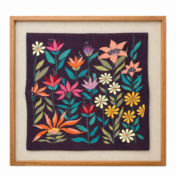 Tecido Indiano Floral com Moldura