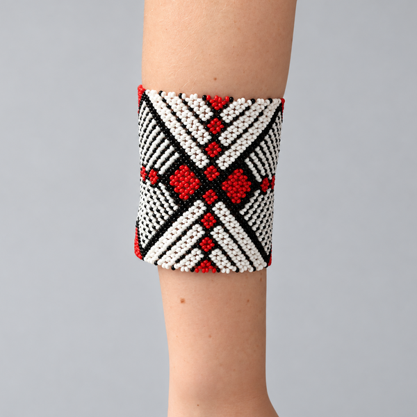 Pulseira Kamayurá – Arte Ancestral do Xingu
